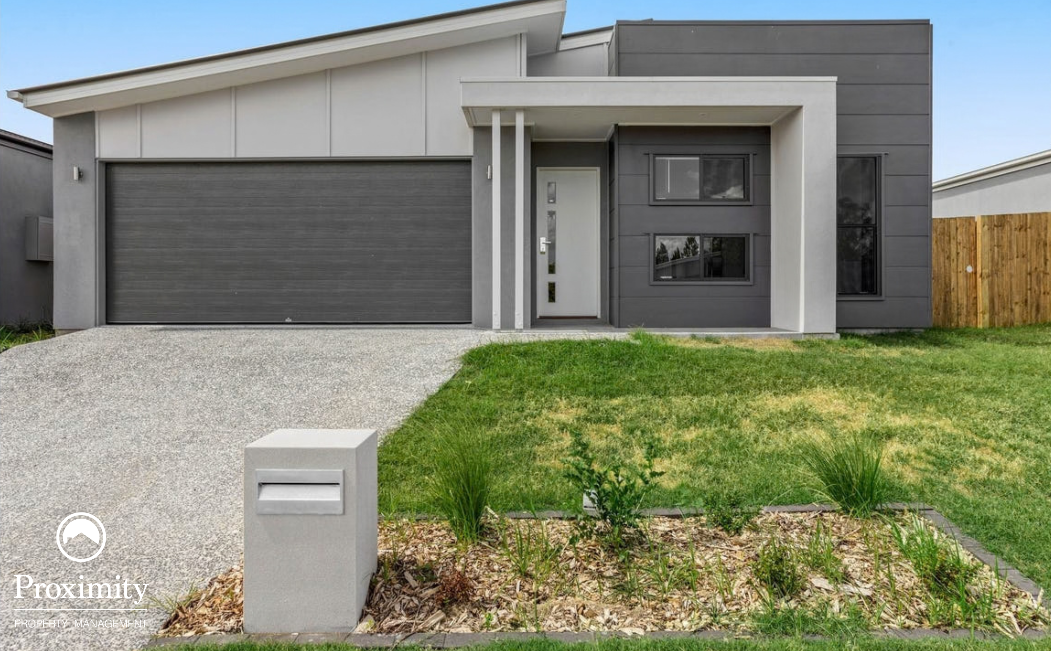 5 Bradbury St, GREENBANK QLD 4124