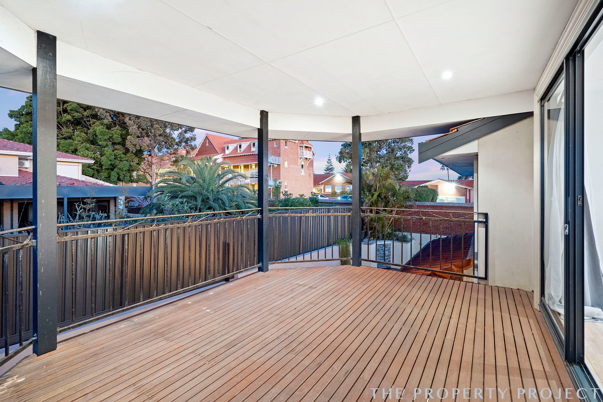 6 Tara Vista West Leederville WA 6007