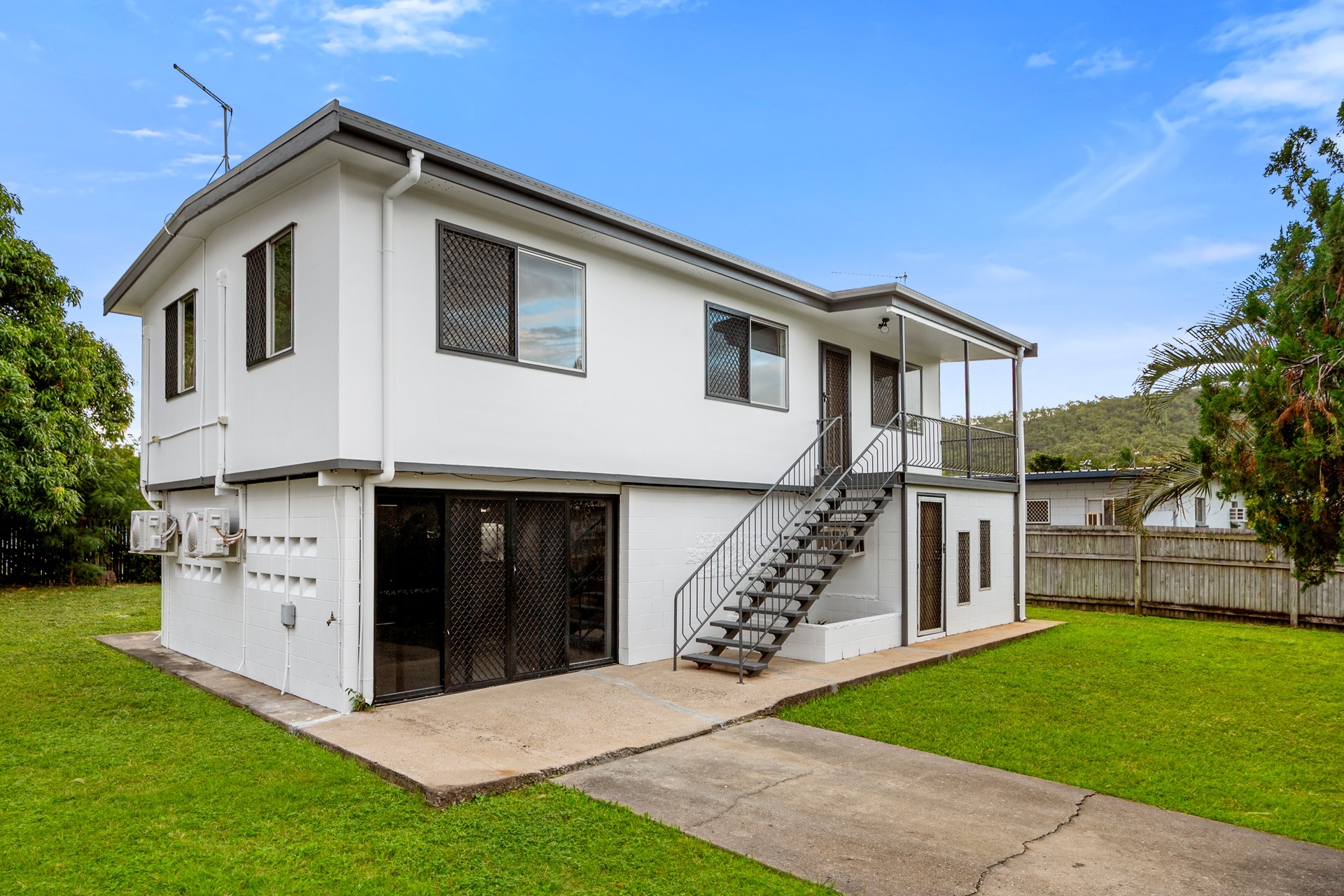 35 Churinga St, KIRWAN QLD 4817