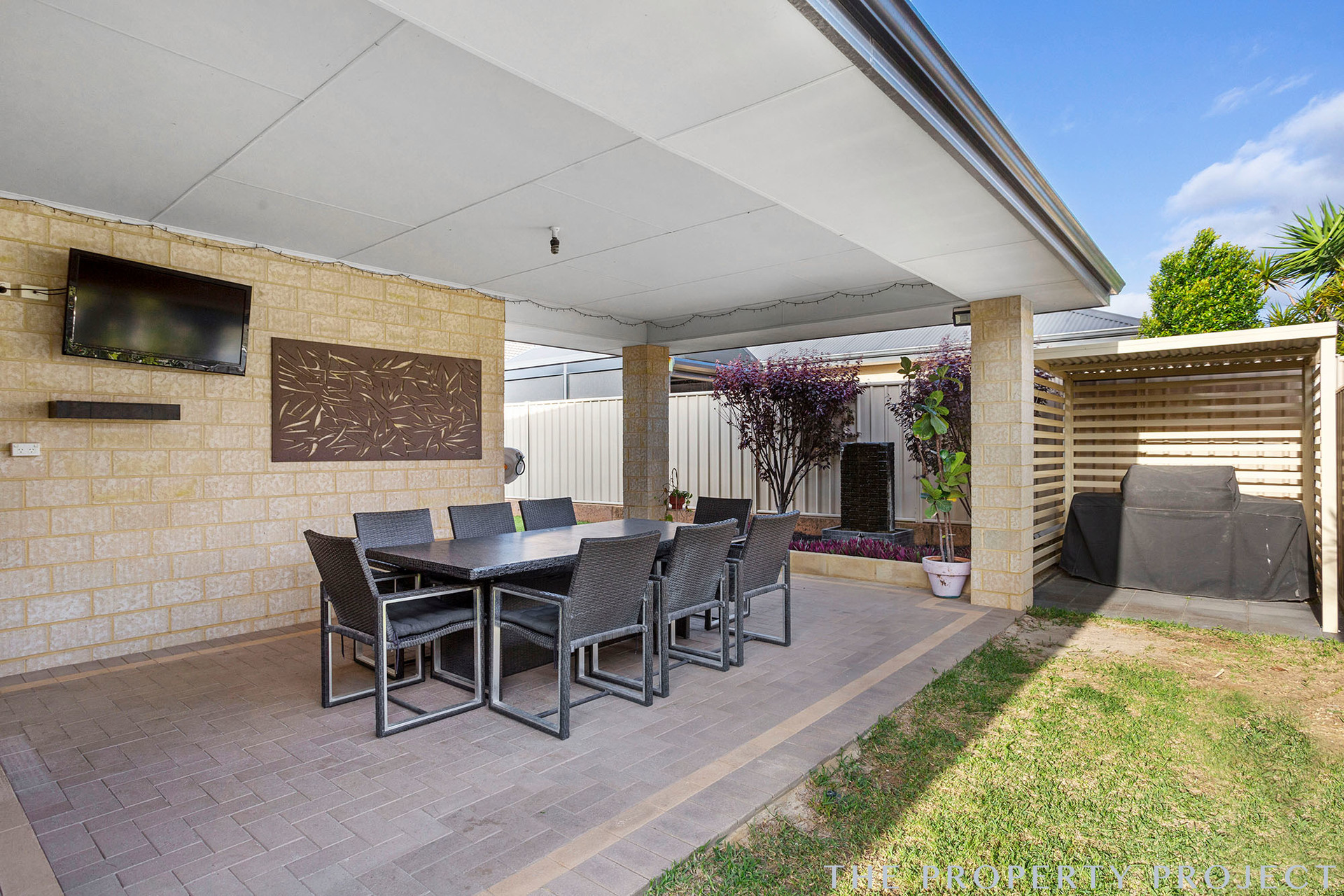 16 Aubun Garden Caversham WA 6055