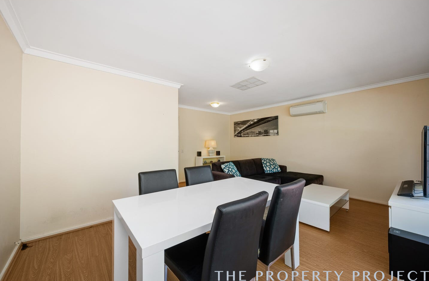 10 Farringdon Way Huntingdale WA 6110