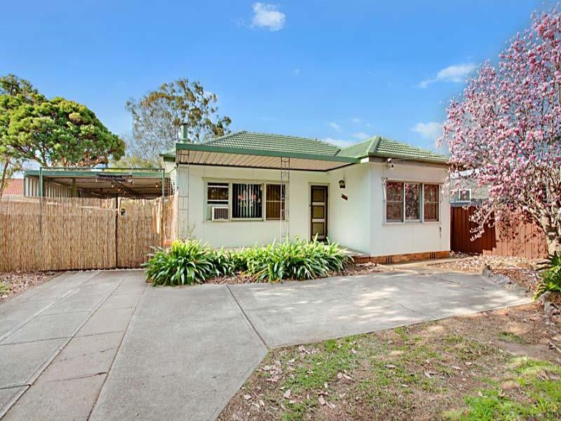 8 Saywell Rd, MACQUARIE FIELDS NSW 2564
