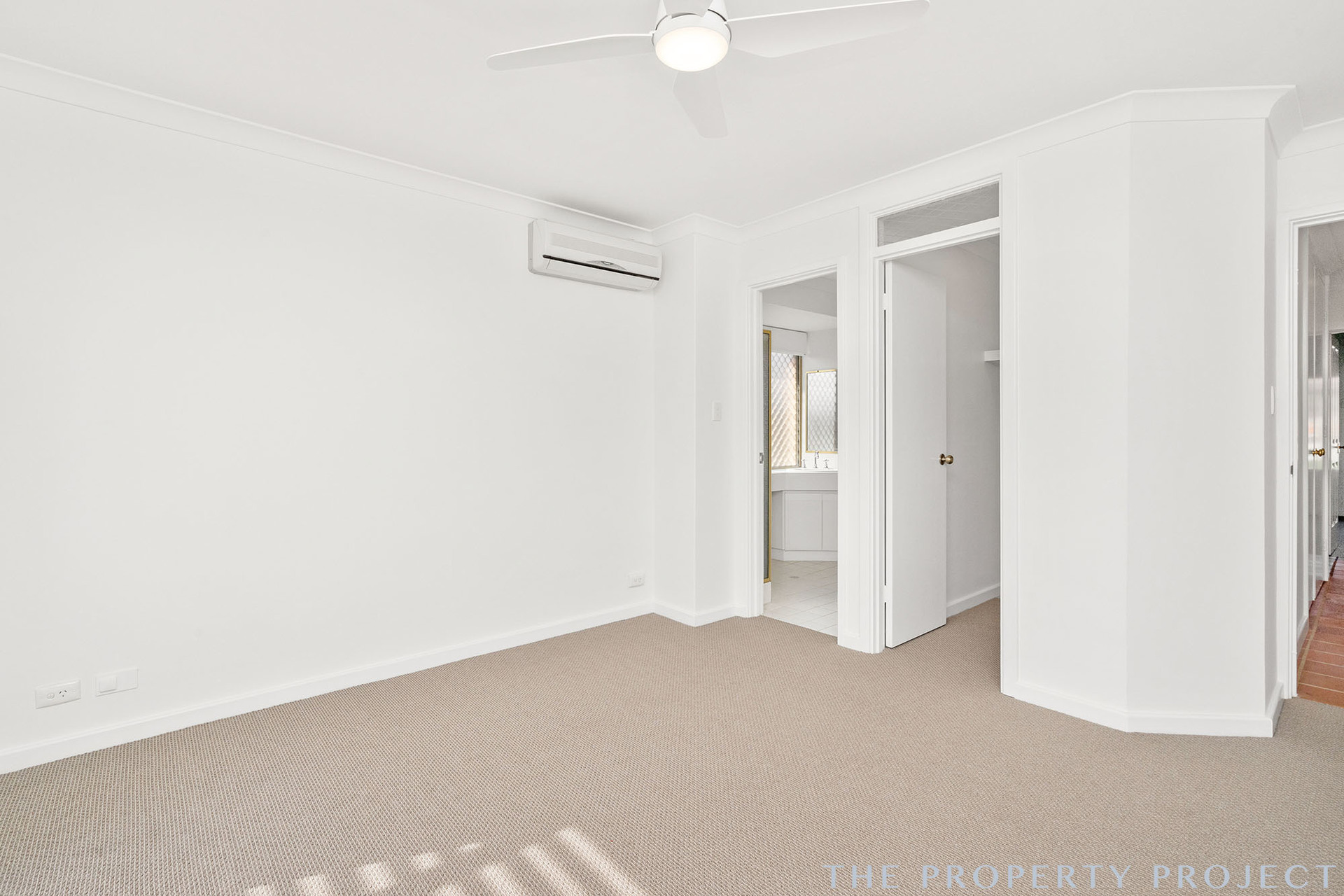6 Parwich Rise Carine WA 6020