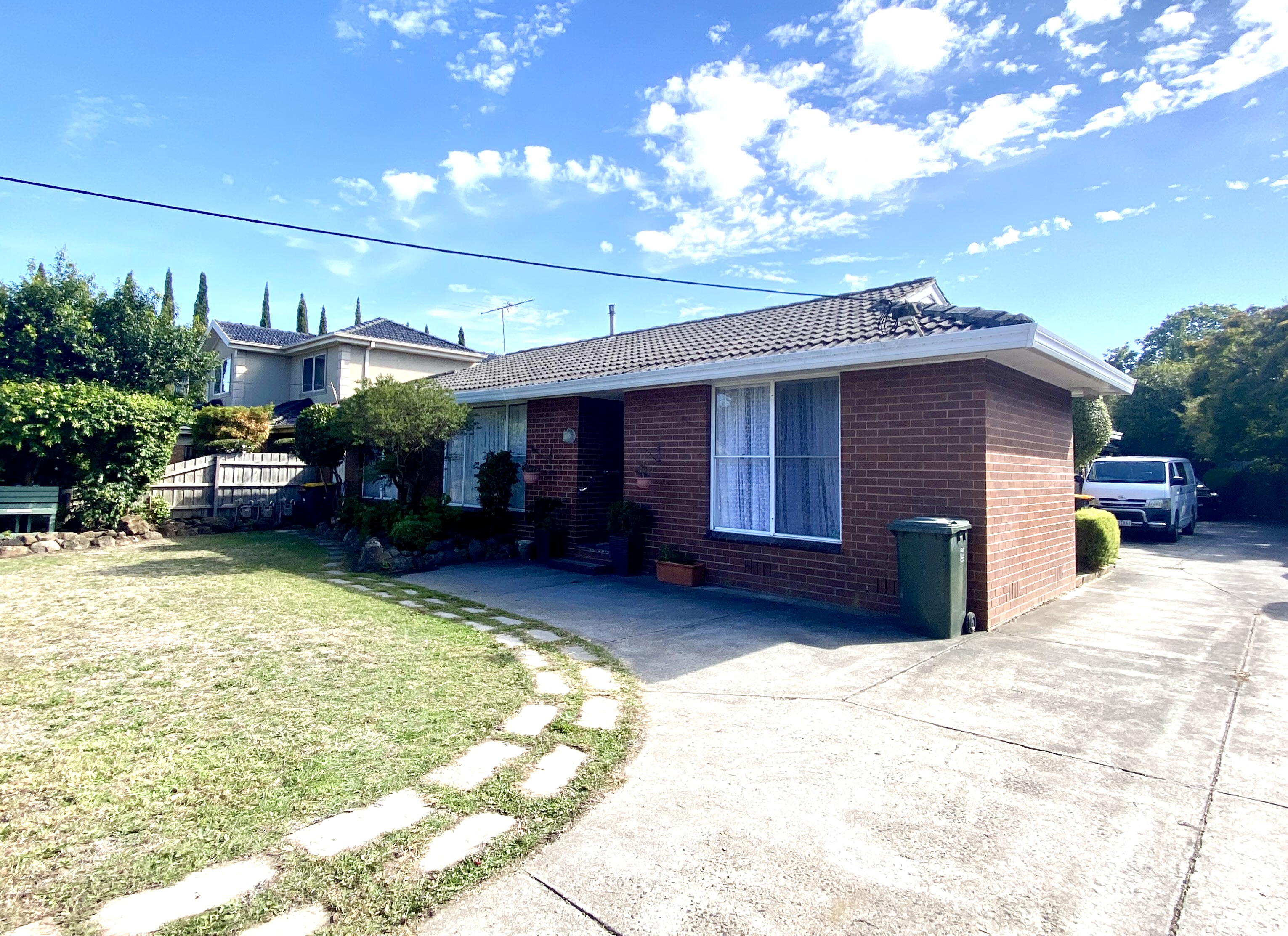 1 / 9 William Street, MOUNT WAVERLEY VIC 3149