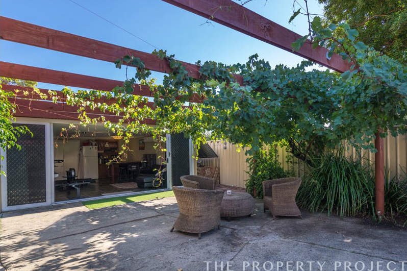 12 Surrey Street Dianella WA 6059