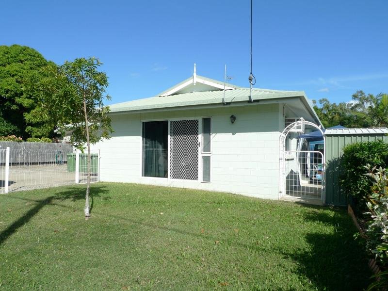 1 / 2a Ralston Street, WEST END QLD 4810
