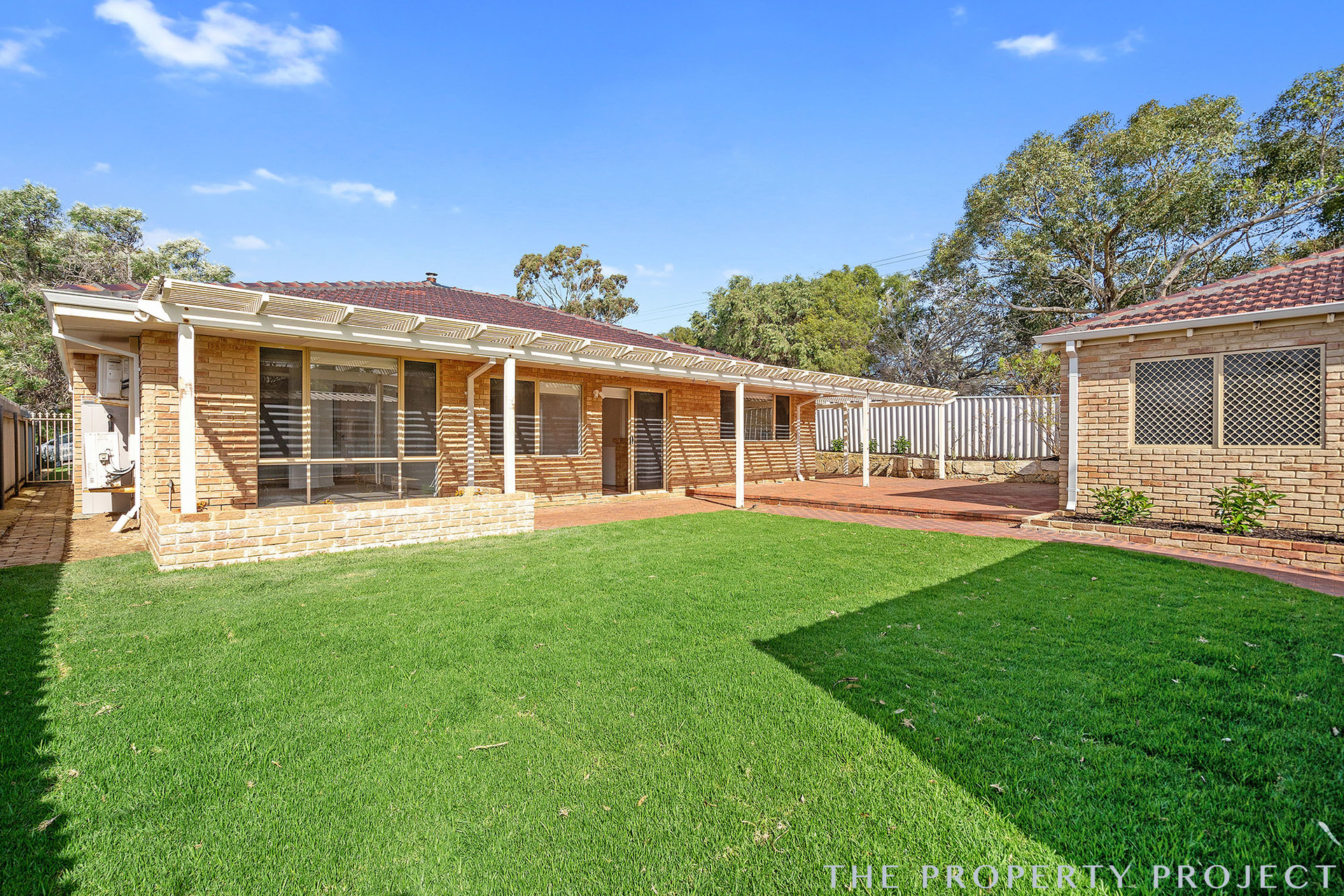 6 Parwich Rise Carine WA 6020