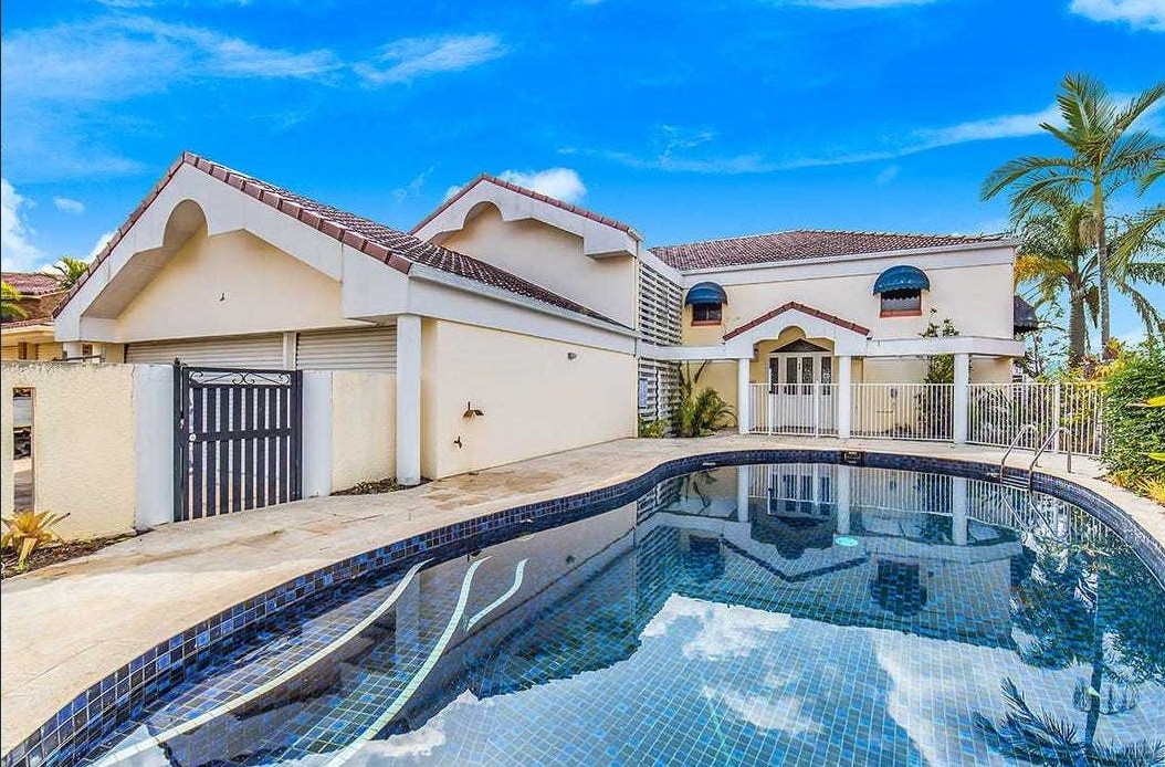 64 Karloff Drive, STAFFORD HEIGHTS QLD 4053