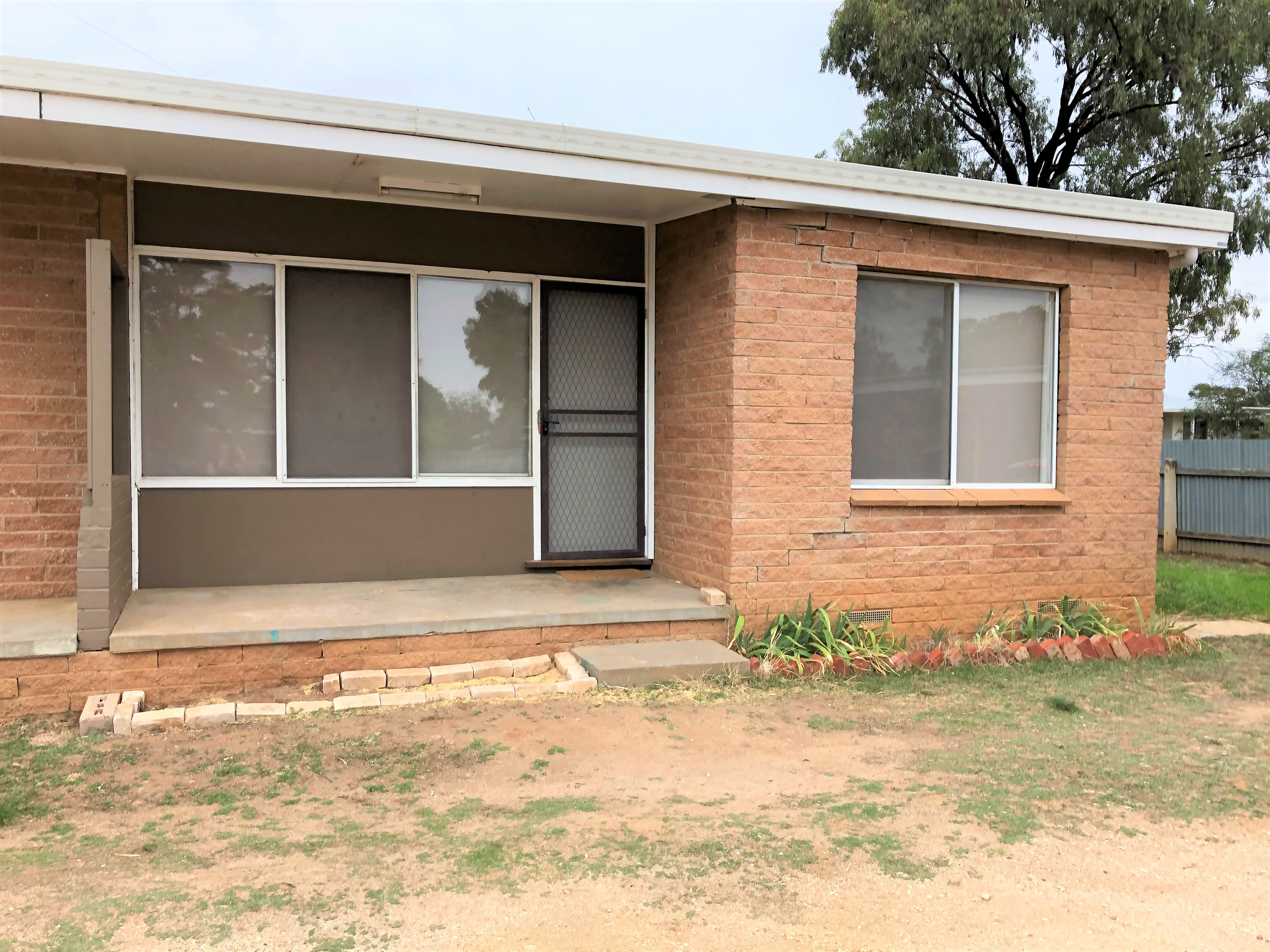 3 / 9 Camp Street, DONALD VIC 3480