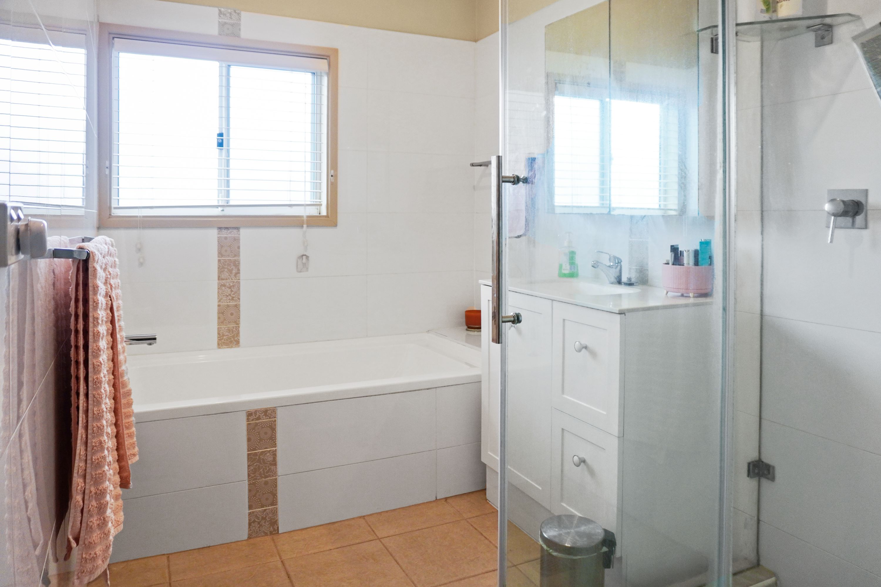 2 Bathurst Street, FORBES NSW 2871
