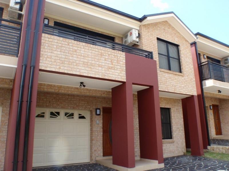 54 Pelargonium Cres, MACQUARIE FIELDS NSW 2564