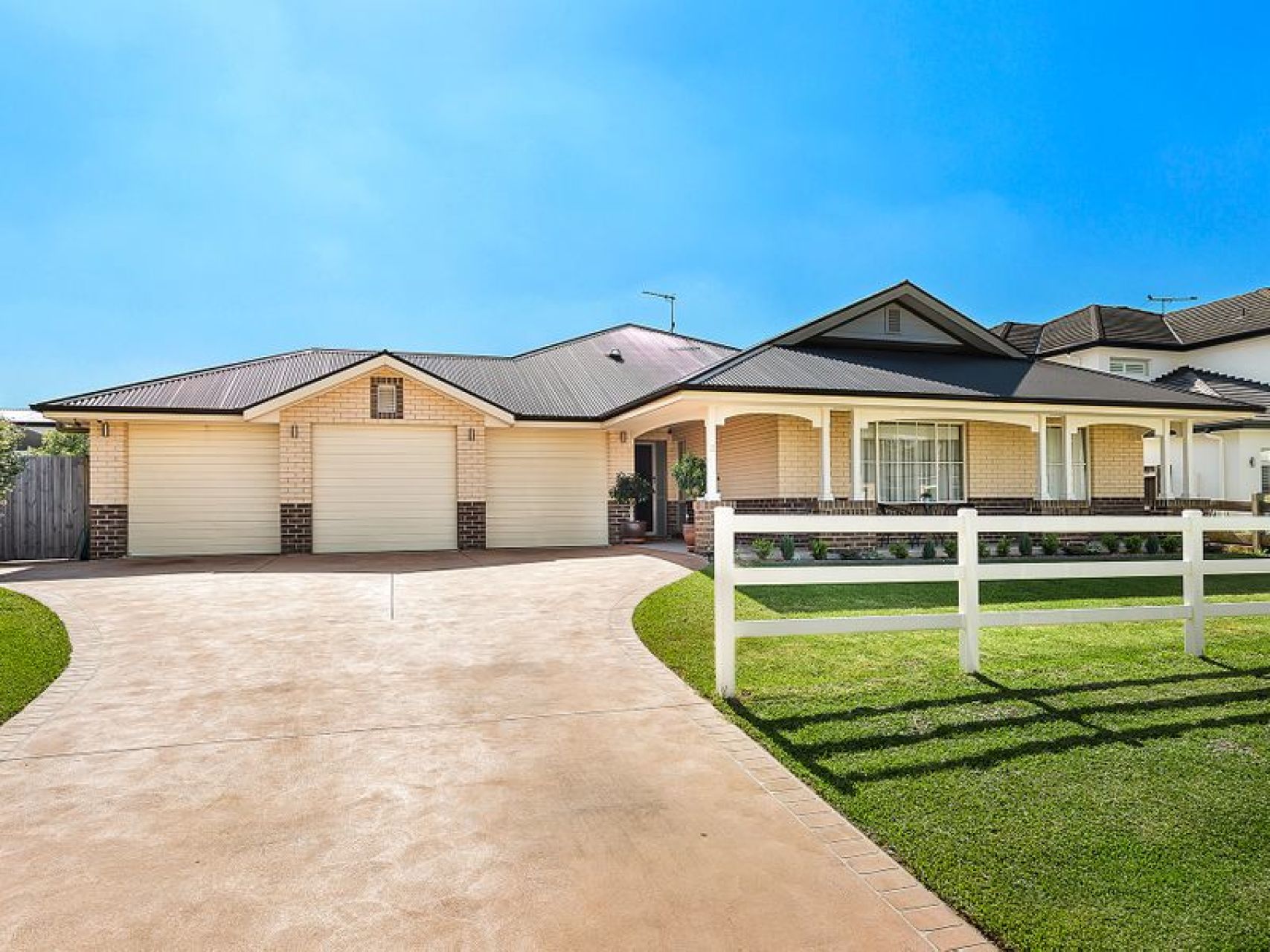 3 Camellia Street, PITT TOWN NSW 2756