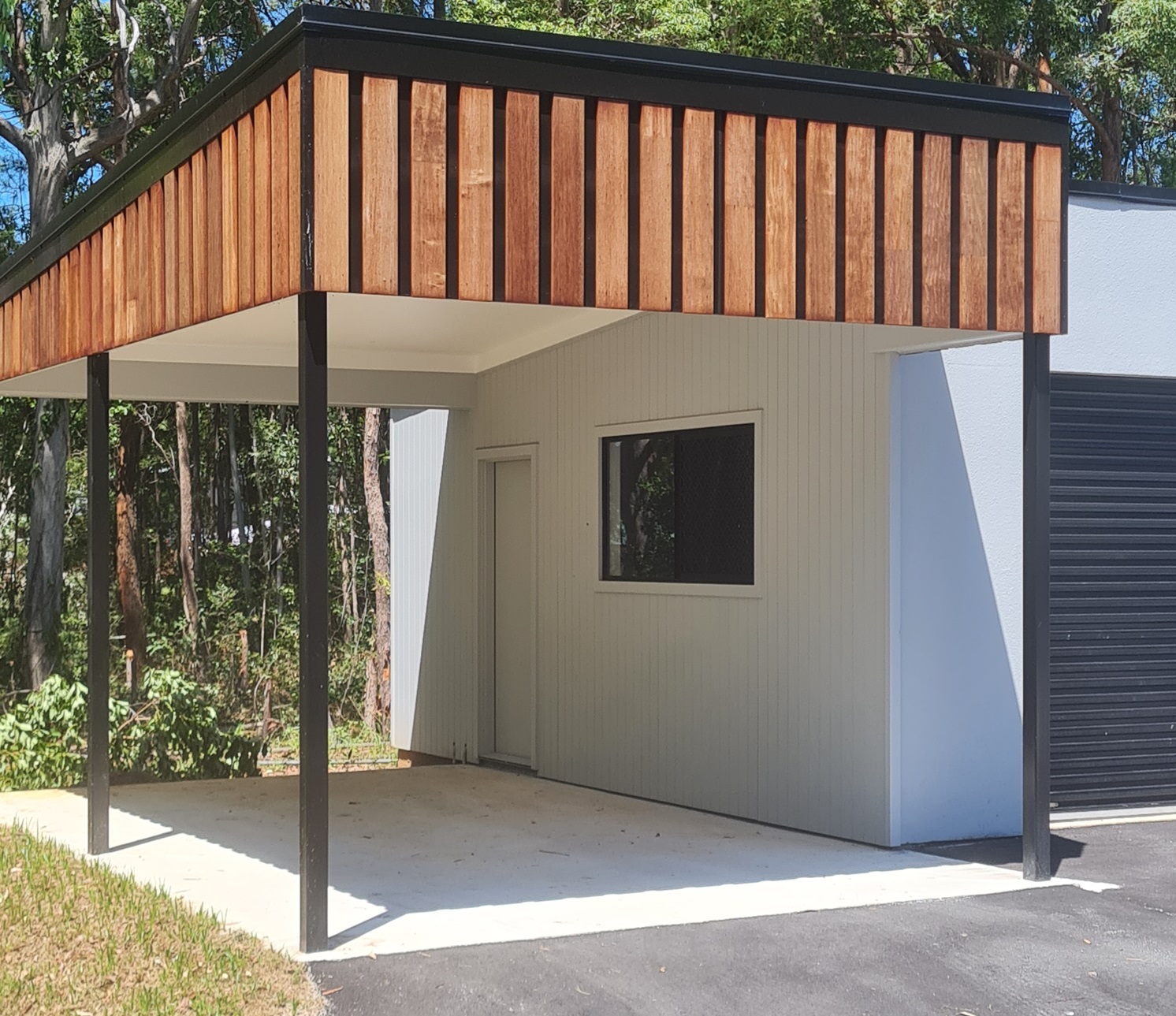 4 / 16 Fernbrook Avenue, RUSSELL ISLAND QLD 4184