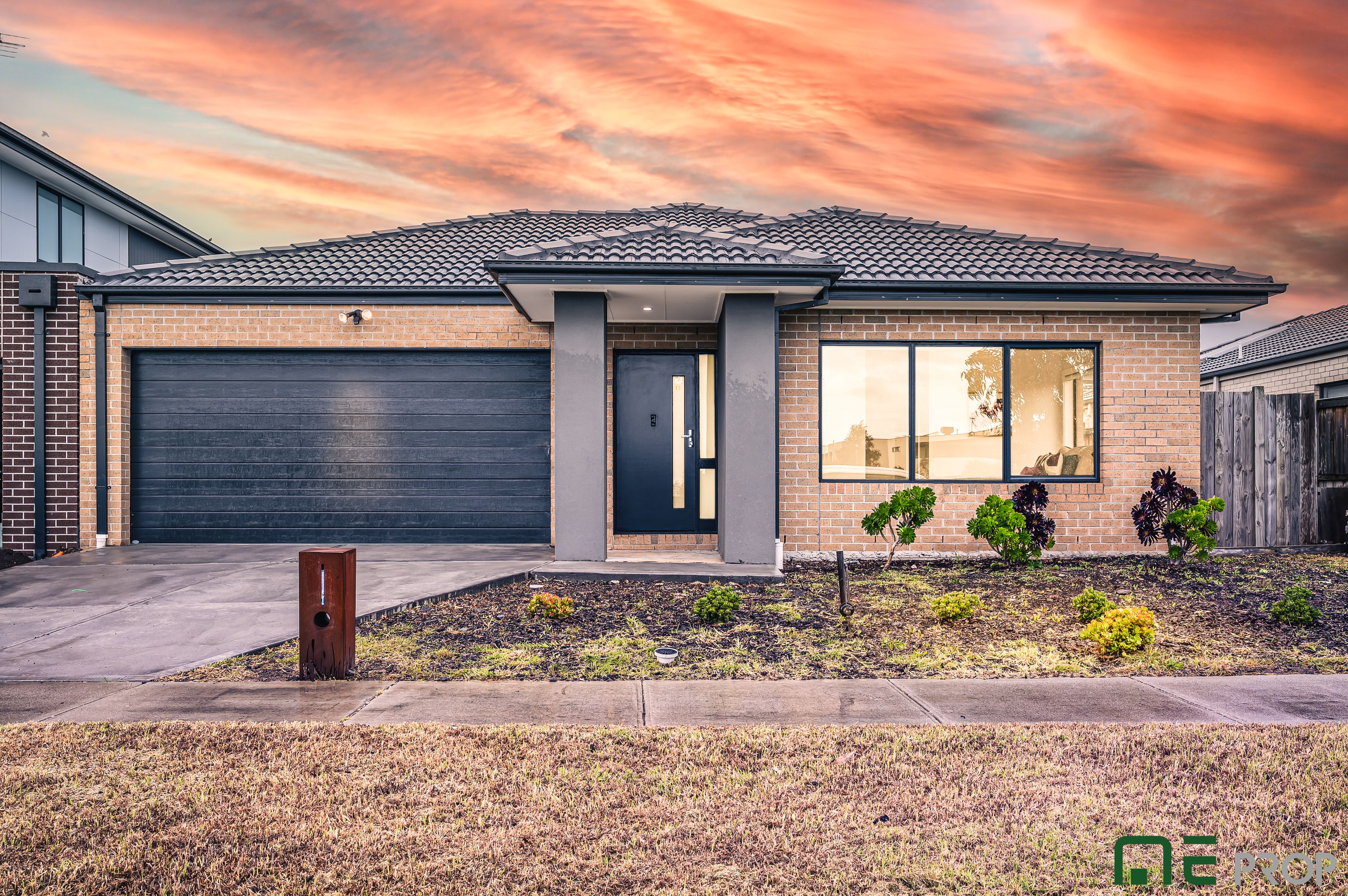 11 Mulloway Drive, POINT COOK VIC 3030