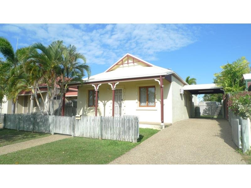 4 Curtin Place, DOUGLAS QLD 4814