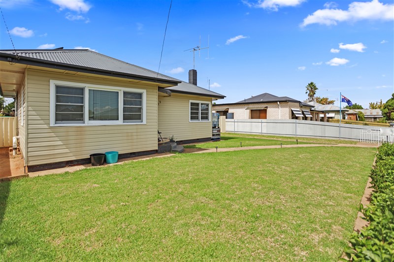 115 Farnell Street, FORBES NSW 2871