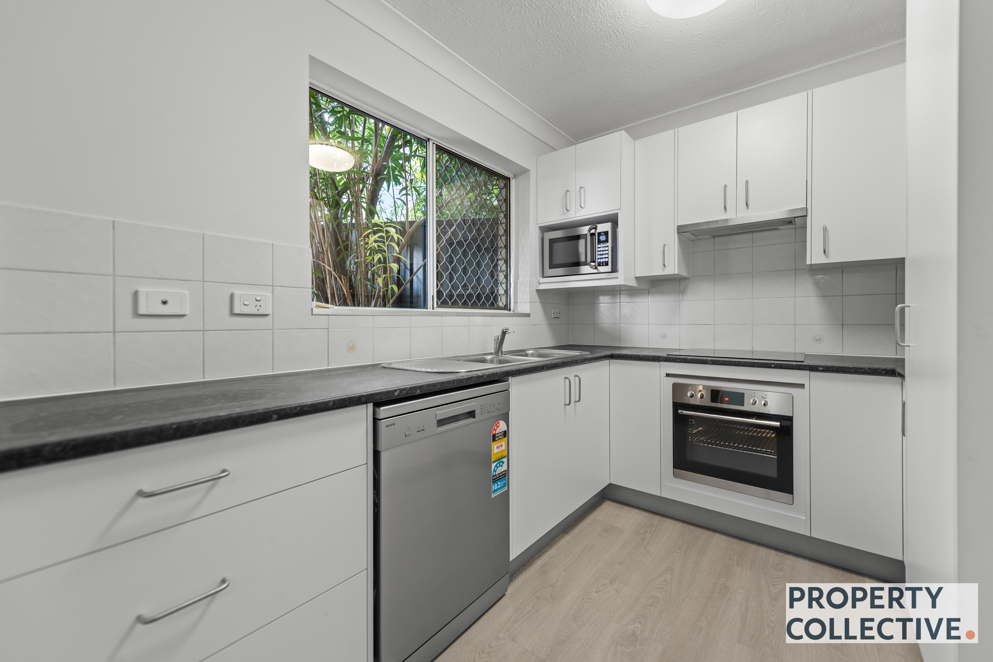 1 / 265 Old Cleveland Street, COORPAROO QLD 4151