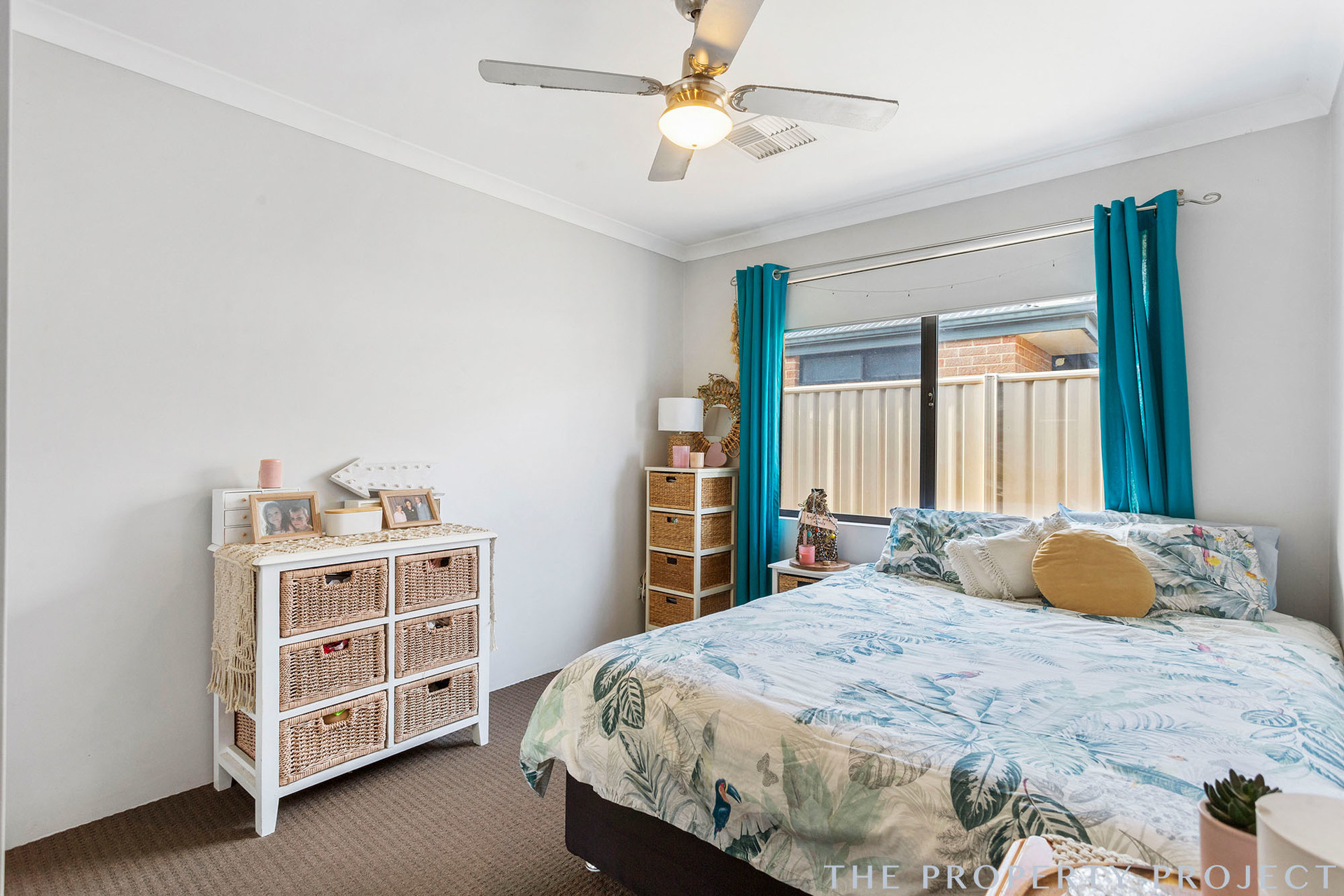 16 Aubun Garden Caversham WA 6055