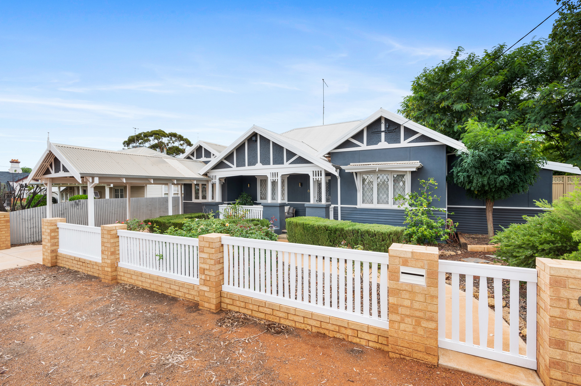 64 Lyall St, LAMINGTON WA 6430