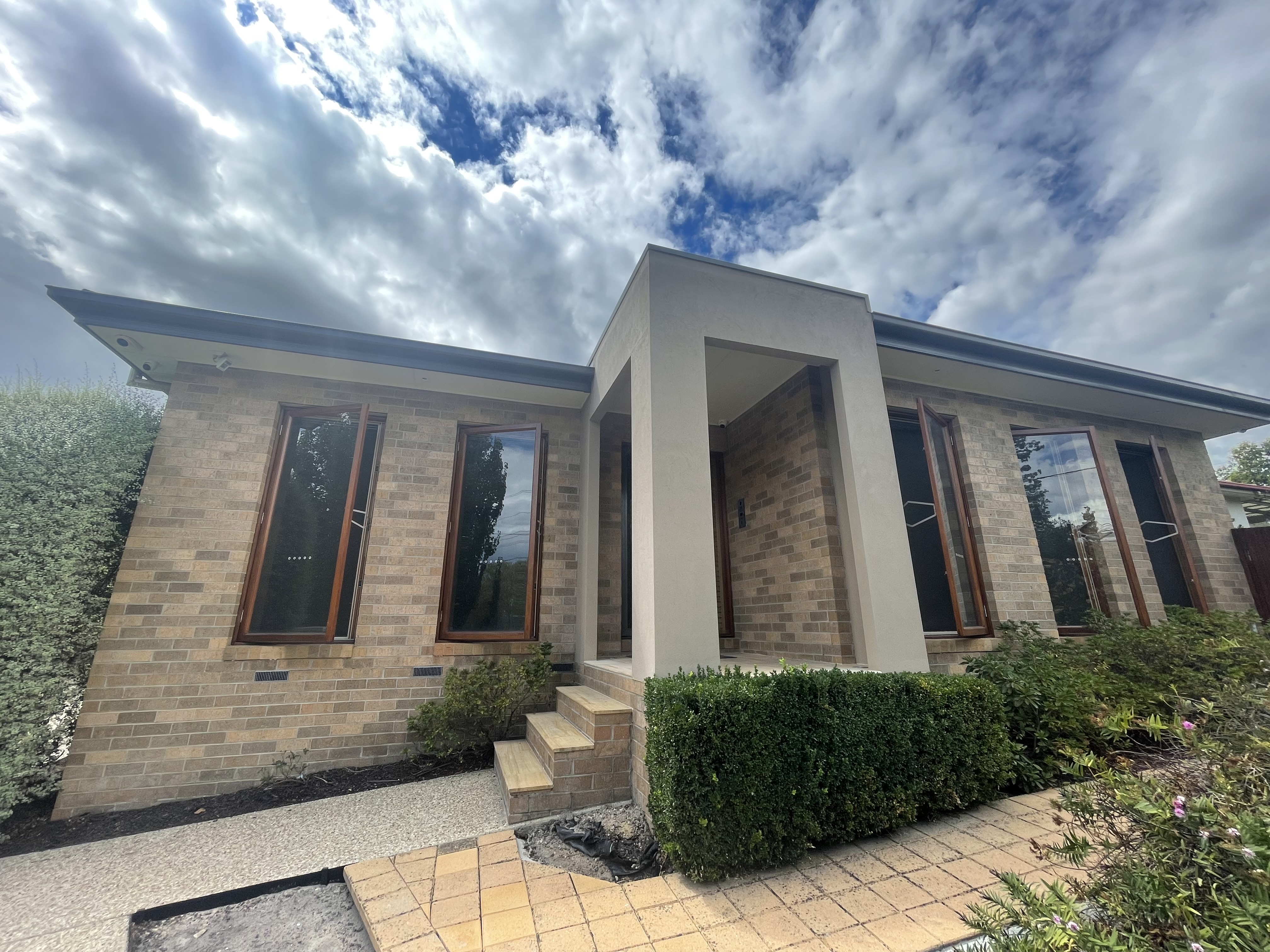 1 / 9 Darbyshire Road, MOUNT WAVERLEY VIC 3149