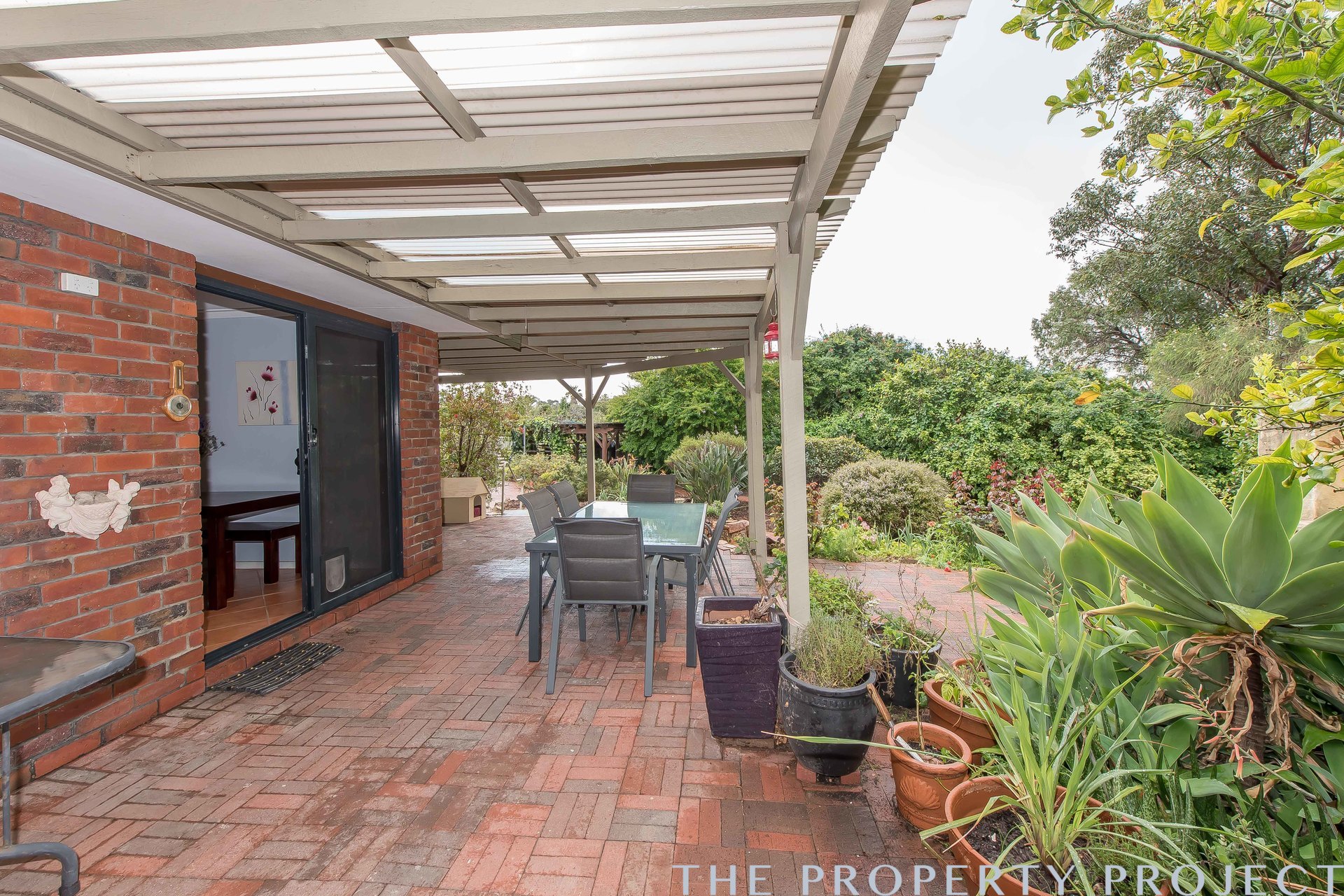 4 Cawarra Crescent Craigie WA 6025