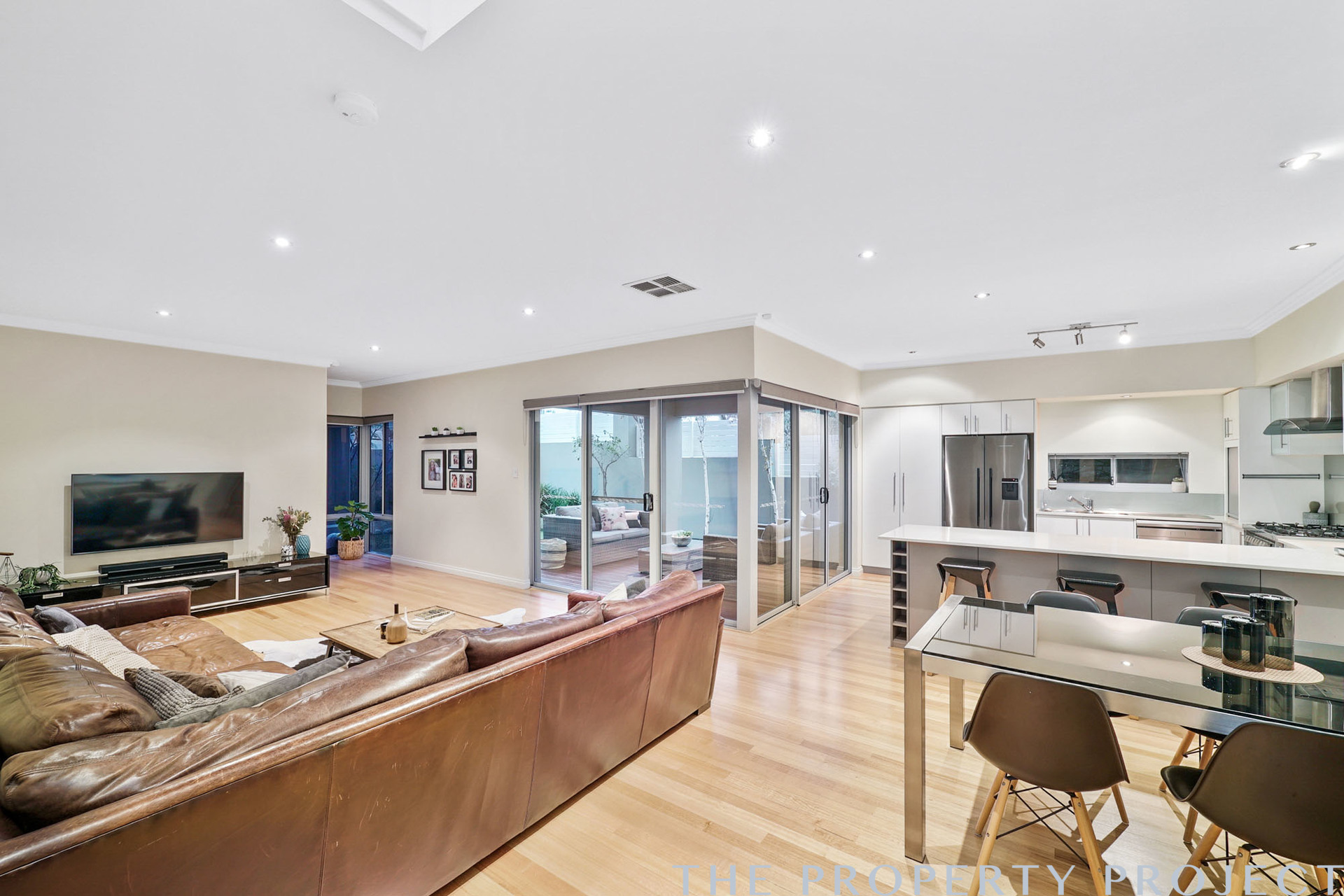 190 Woodside Street Doubleview WA 6018