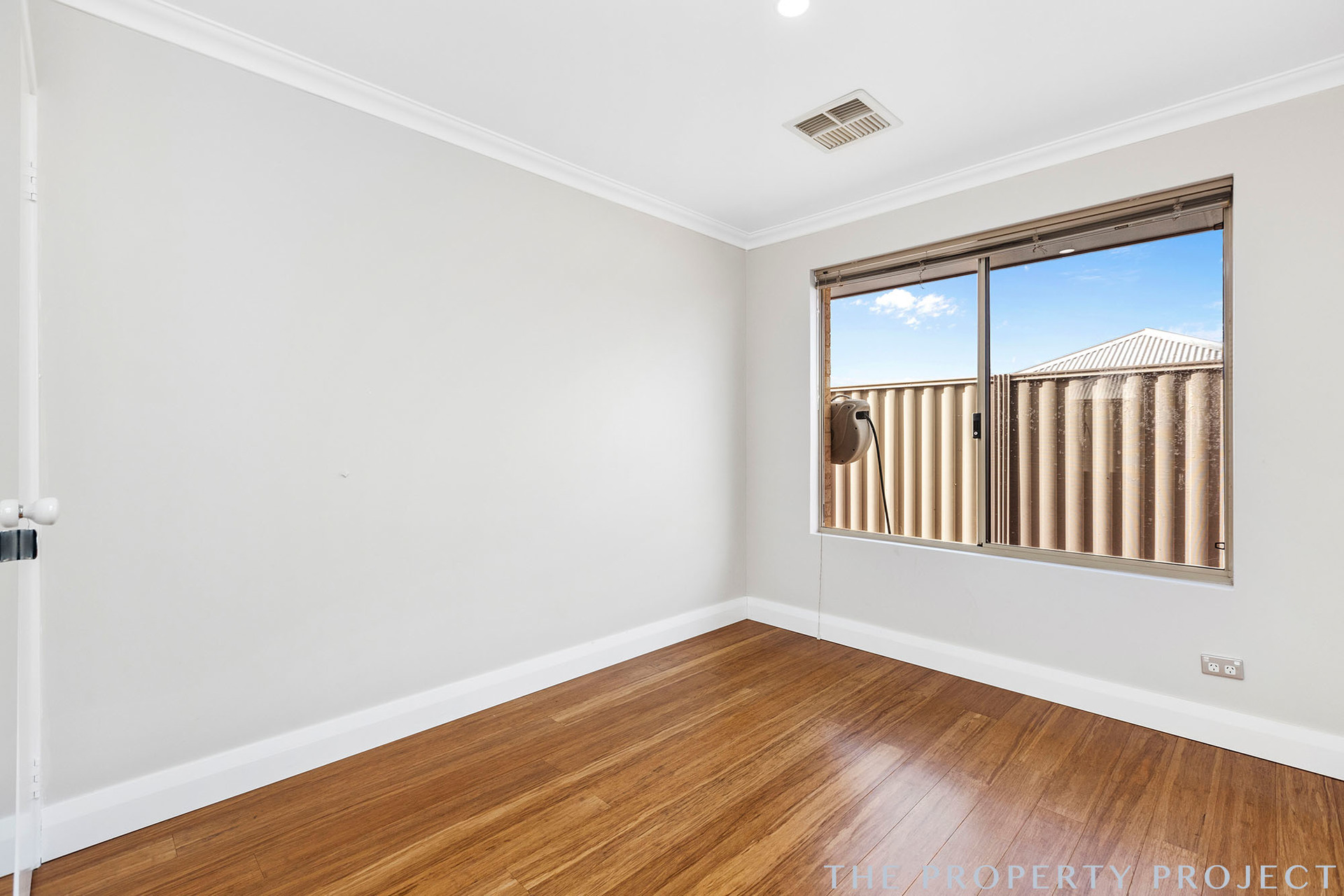 24 Wicklow Circle Darch WA 6065