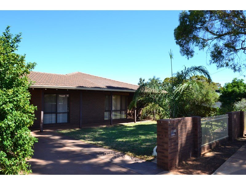 45 O'Connor Way, KALGOORLIE WA 6430