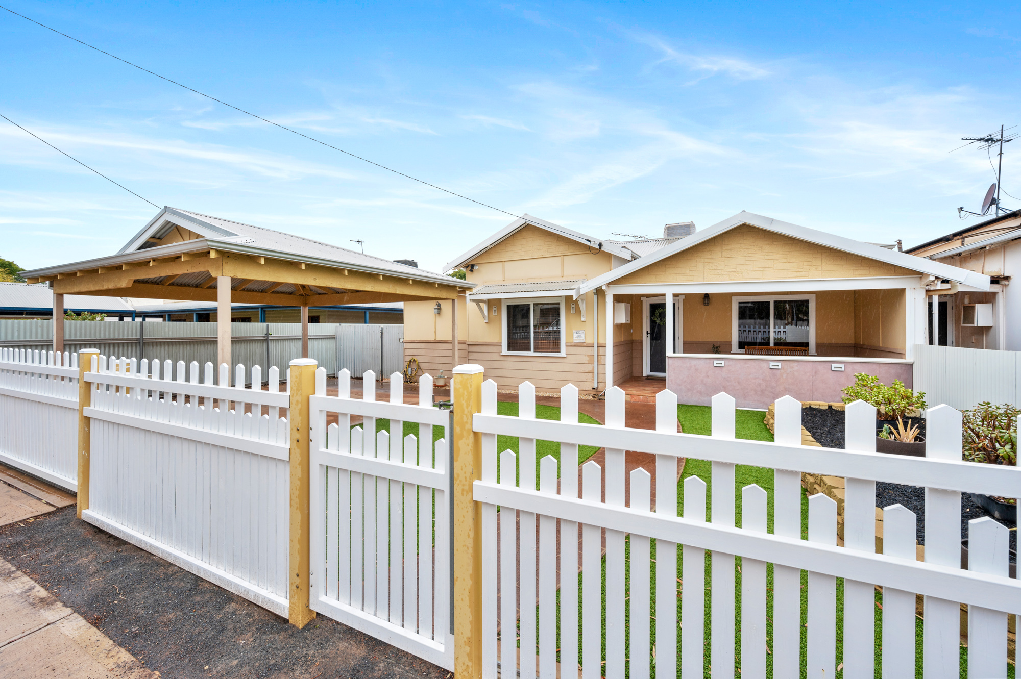 47 Campbell Street, LAMINGTON WA 6430