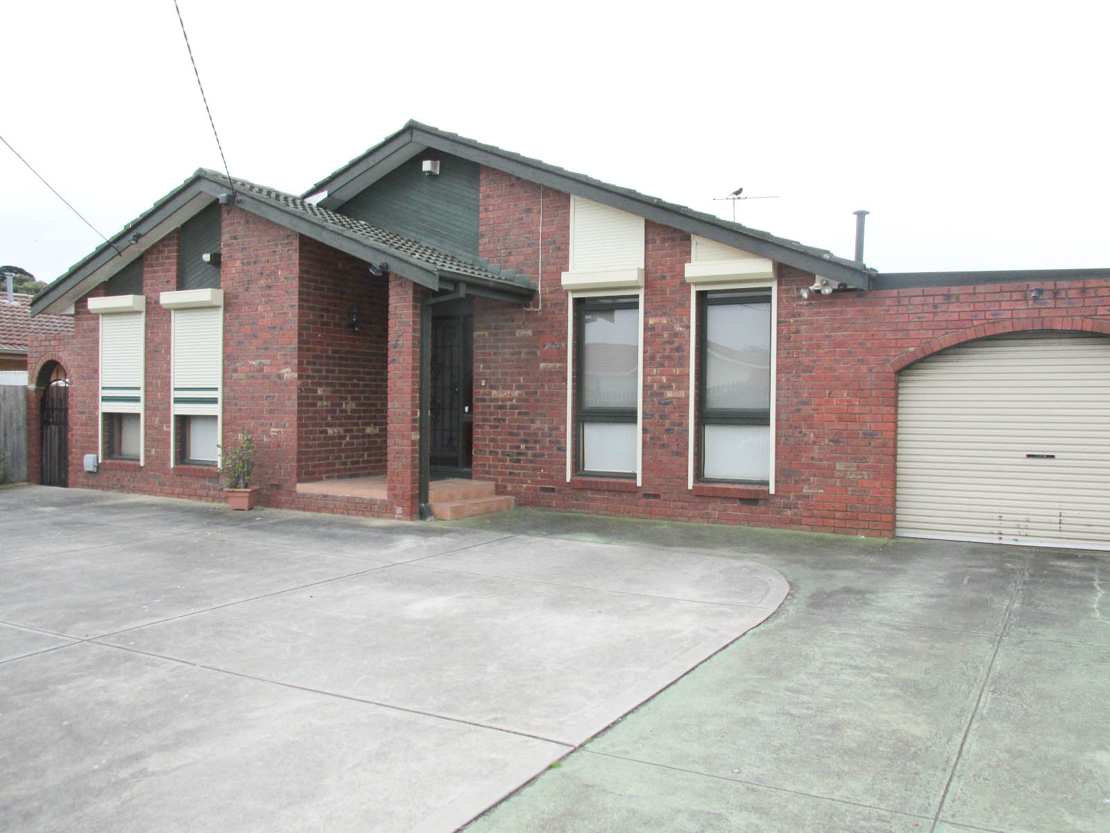 15 Murchison Crescent, CLAYTON SOUTH VIC 3169