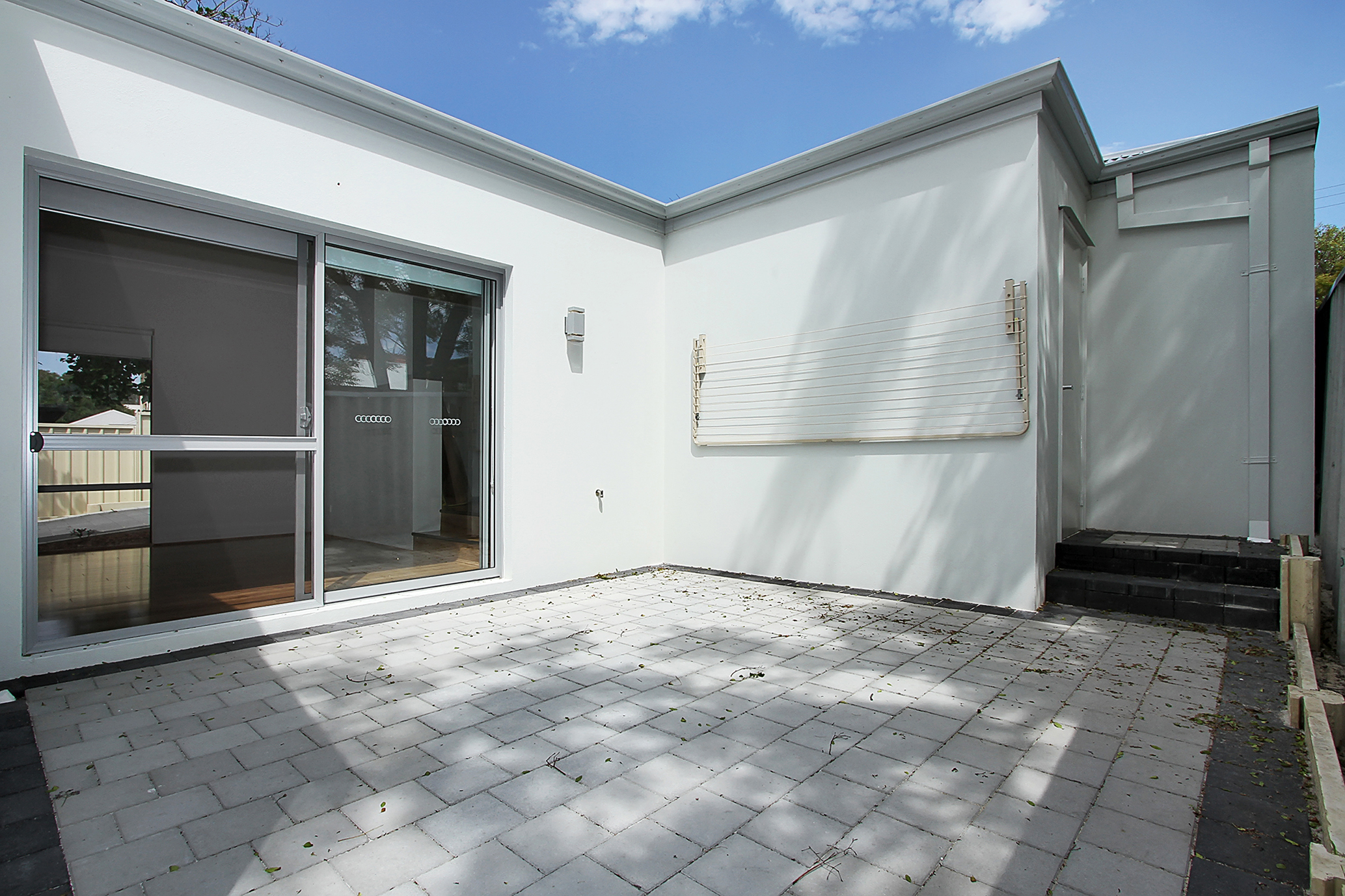 2 150 Peninsula Road Maylands WA 6051