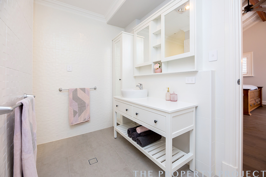 18 Kitchener Street North Beach WA 6020