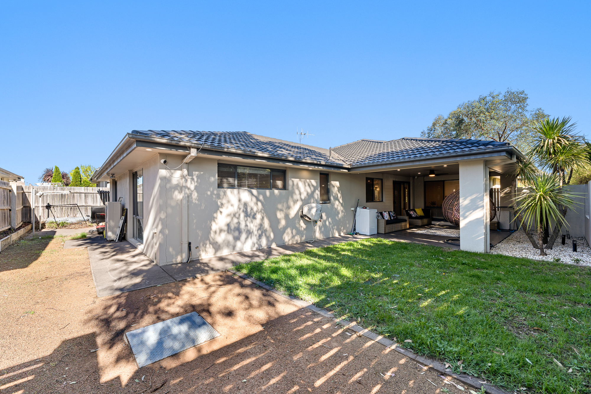 27 Judith Wright Street, Franklin, photo 16