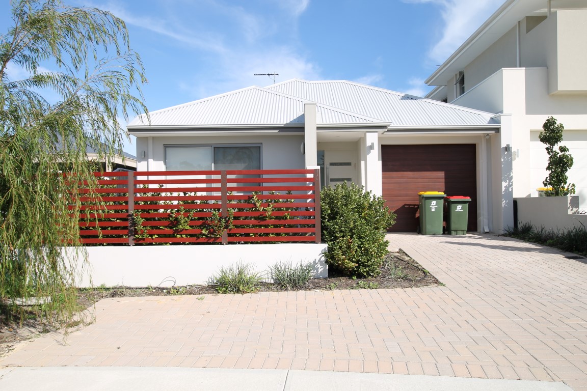 11 Fairway, YOKINE WA 6060