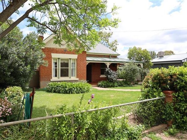 11 Clement Street, FORBES NSW 2871