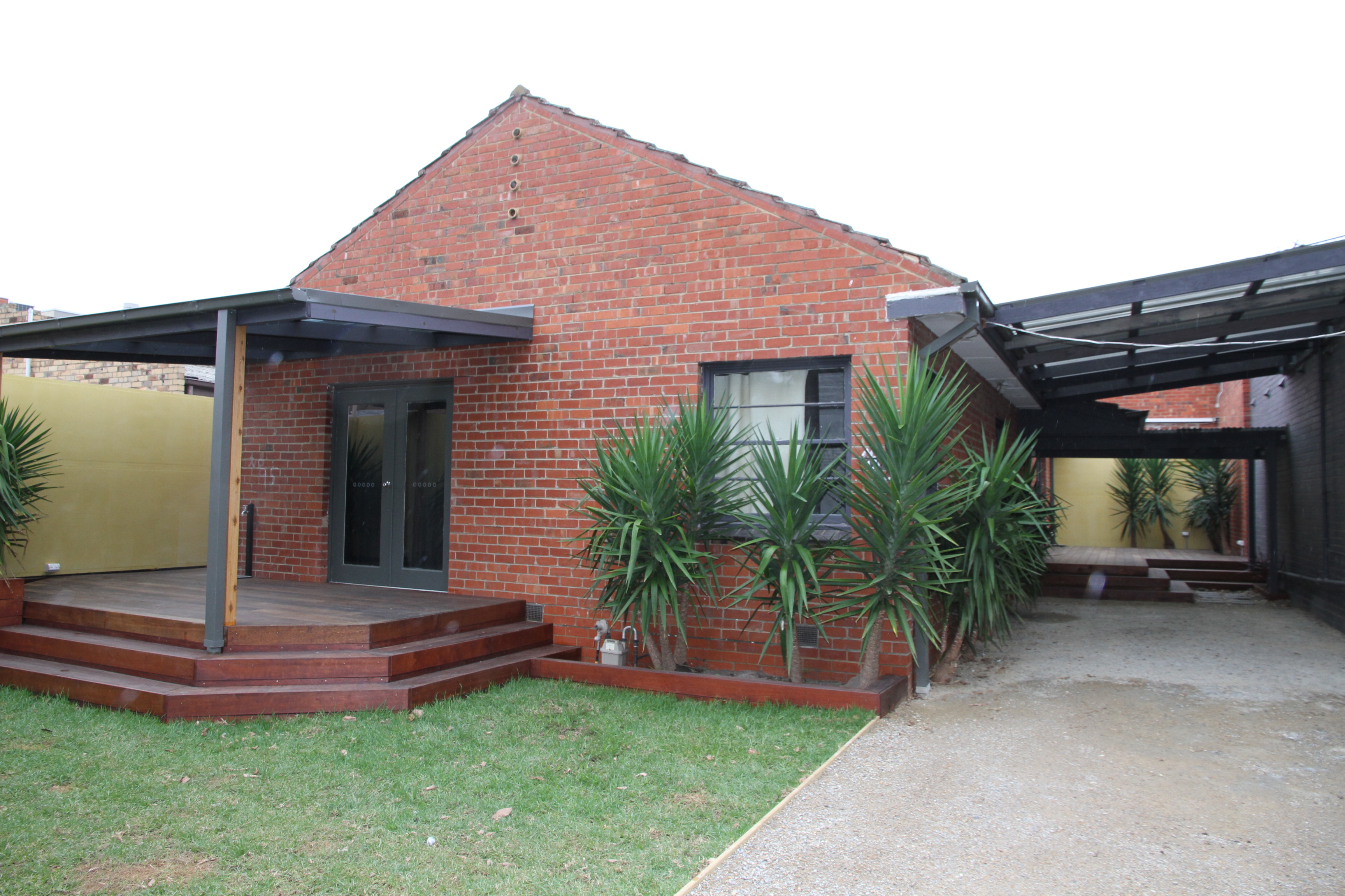 Rear / 95 Springvale Road, SPRINGVALE VIC 3171