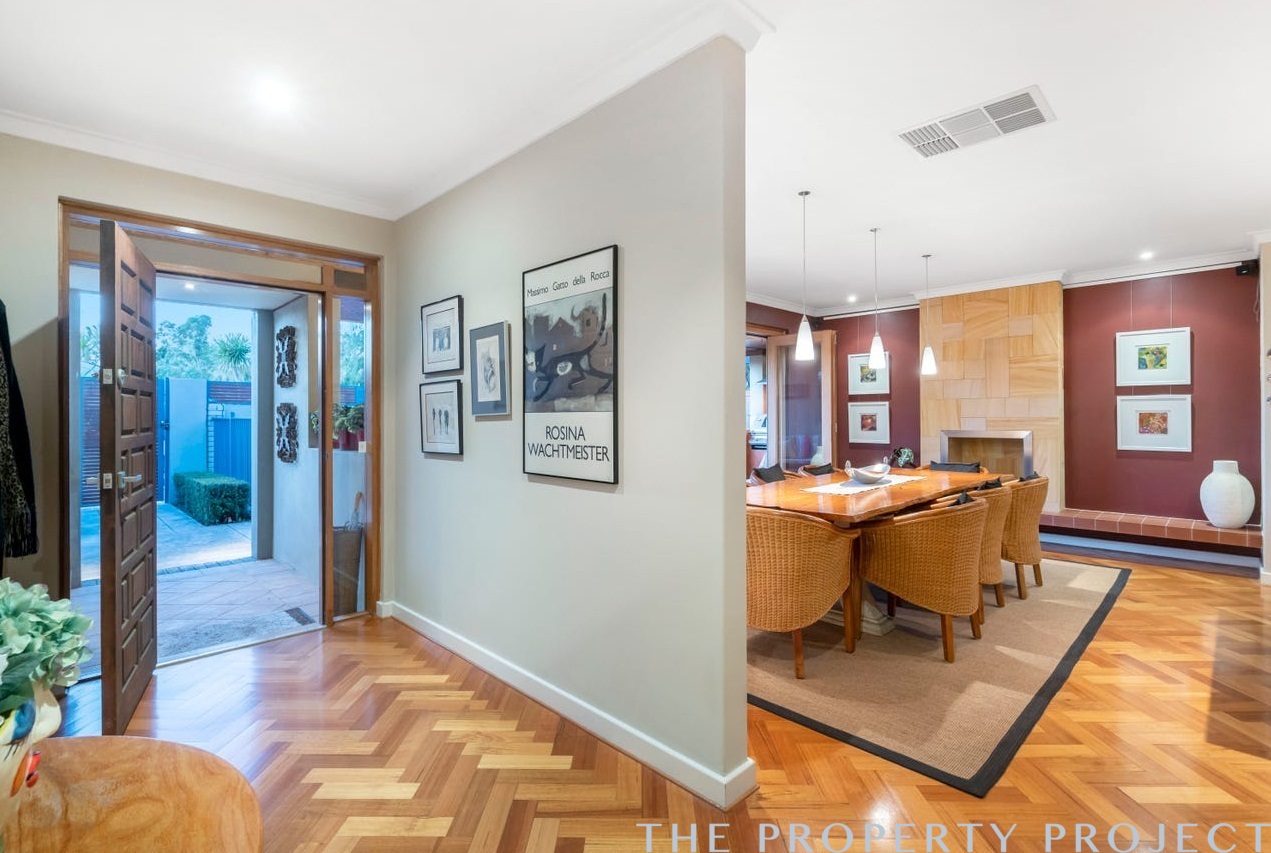 16 Vernon Street Trigg WA 6029