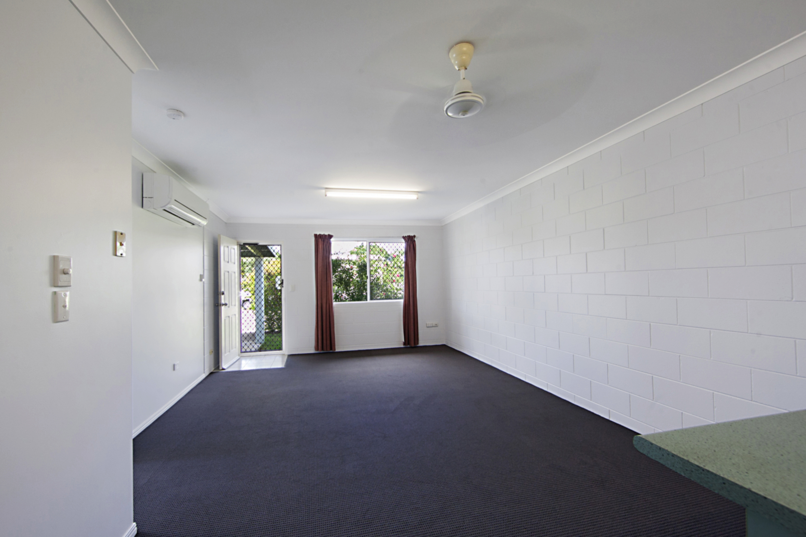 2 / 10 McAlister Street, OONOONBA QLD 4811
