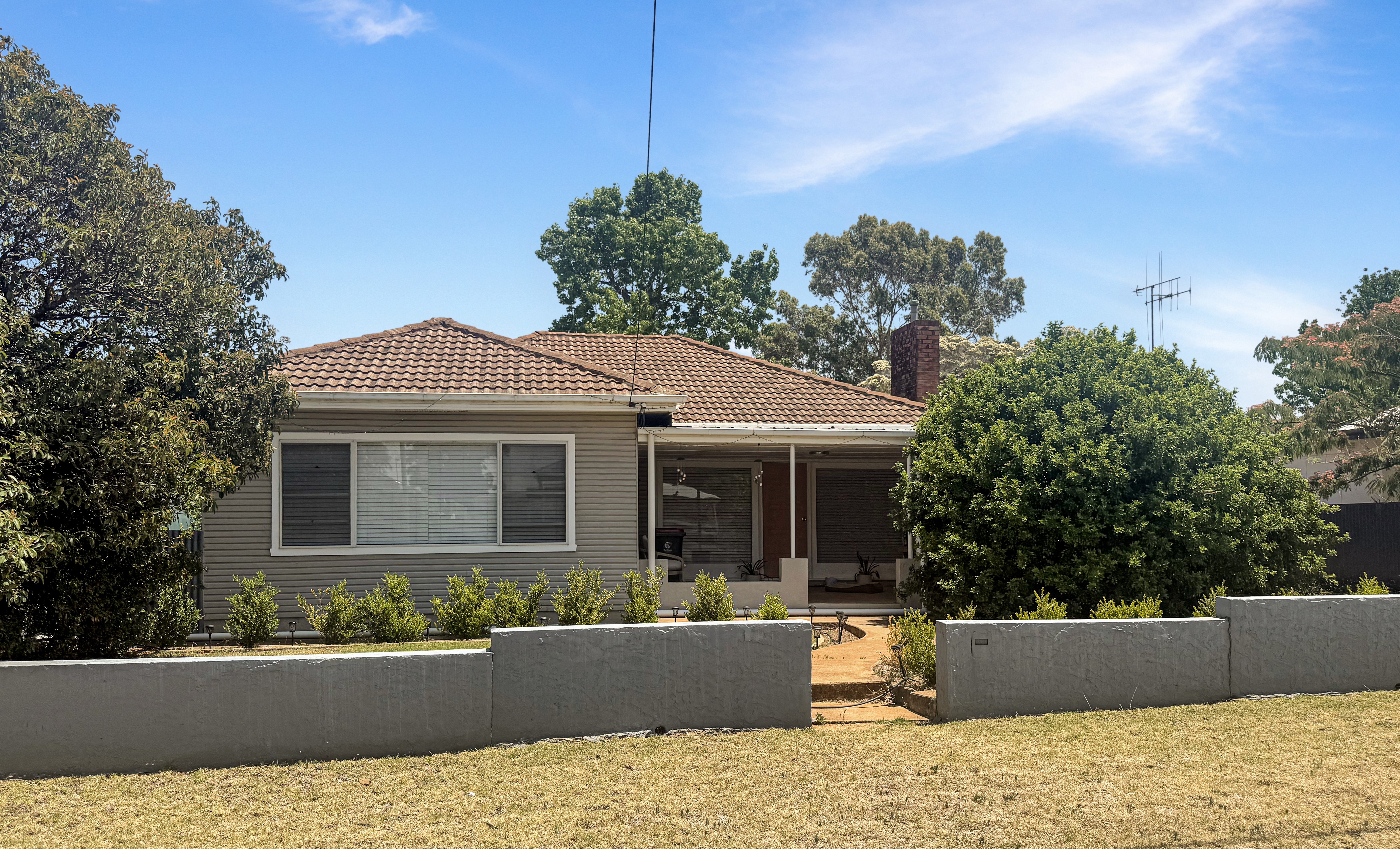 63 Clement  Street, FORBES NSW 2871