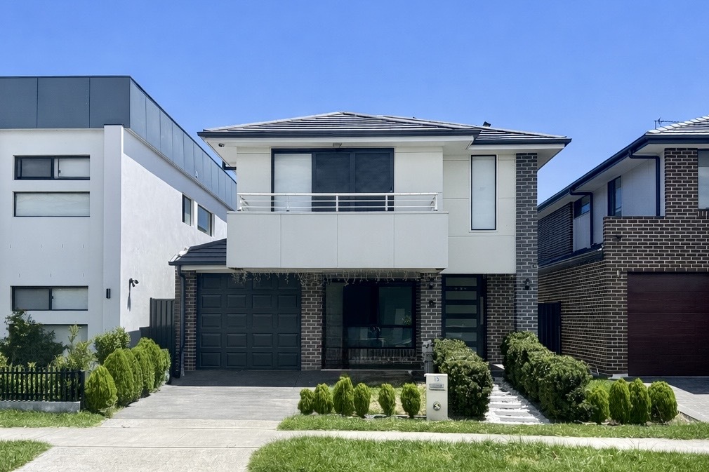 15 Swifthome Avenue, MARSDEN PARK NSW 2765