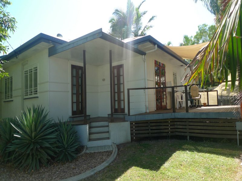 43 Henry Street, WEST END QLD 4810