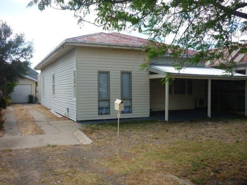31 Molyneaux Street, WARRACKNABEAL VIC 3393