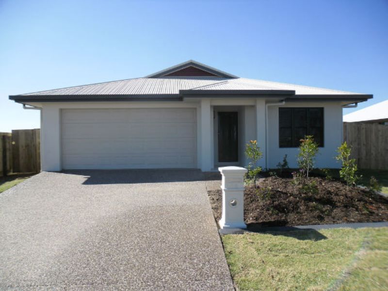 60 Shoalmarra Drive, MOUNT LOW QLD 4818
