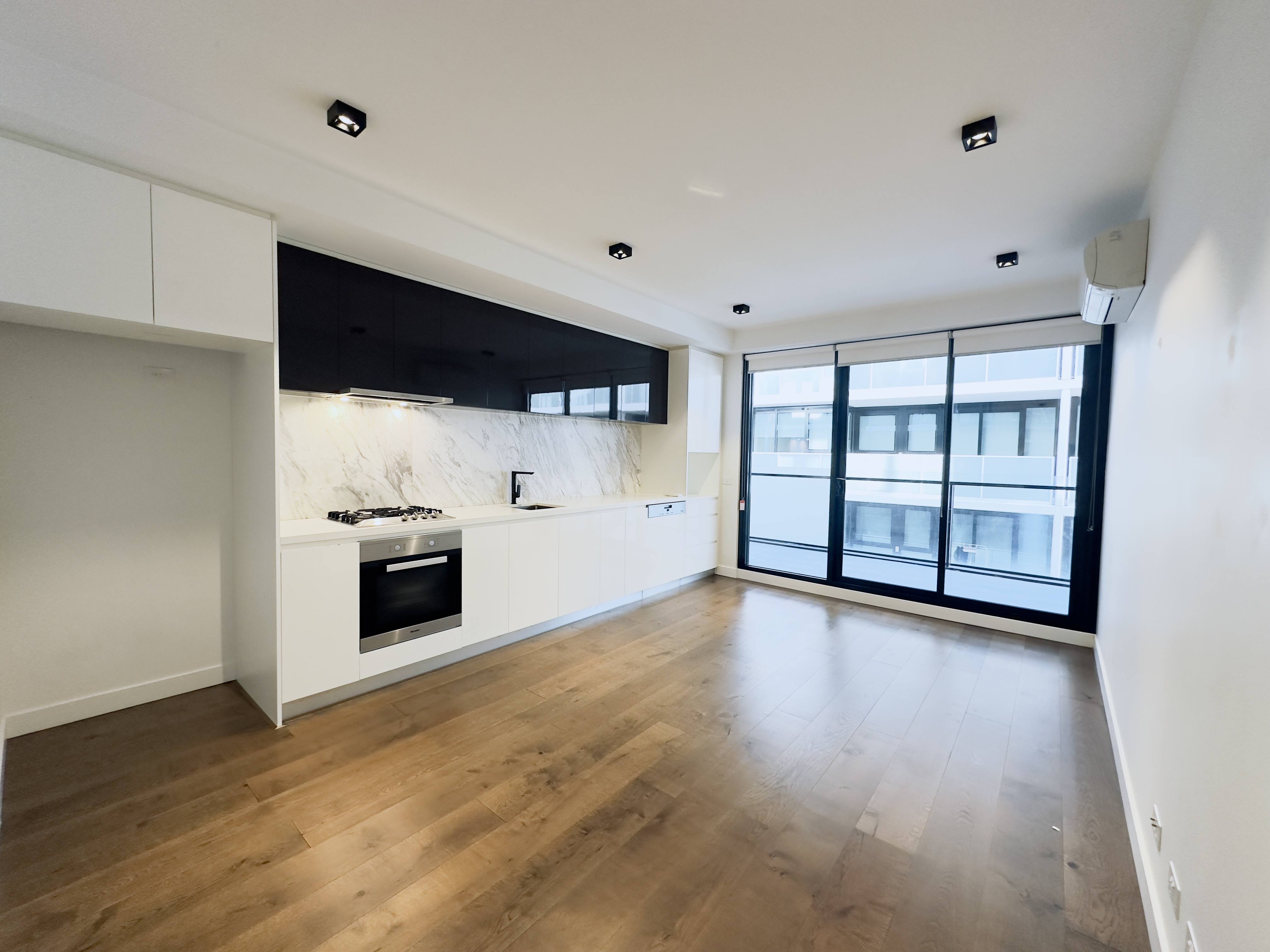 616 / 101 Tram Road, DONCASTER VIC 3108