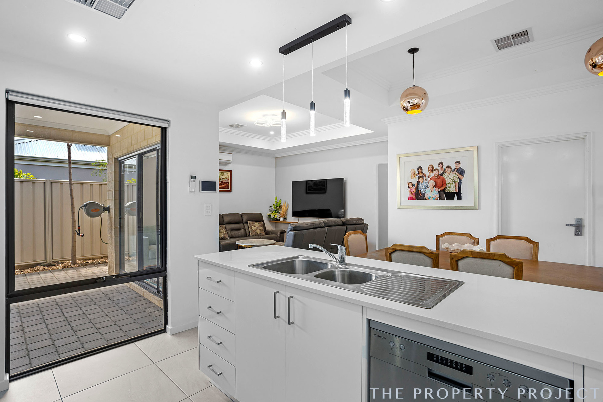 5B Marloo Road Westminster WA 6061