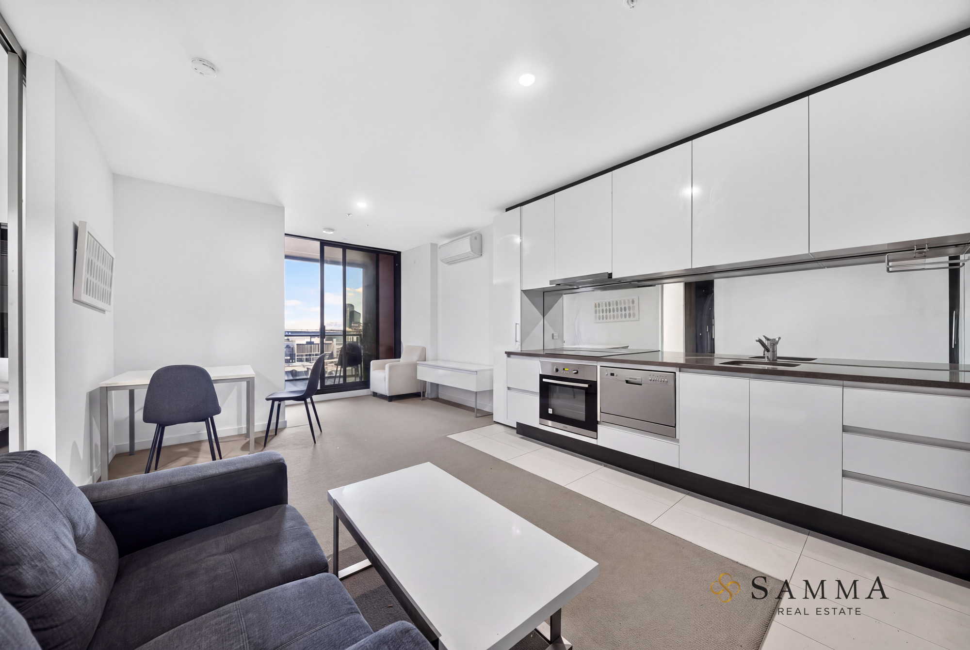 Contemporary Living in the Heart of Melbourne !! — featured image