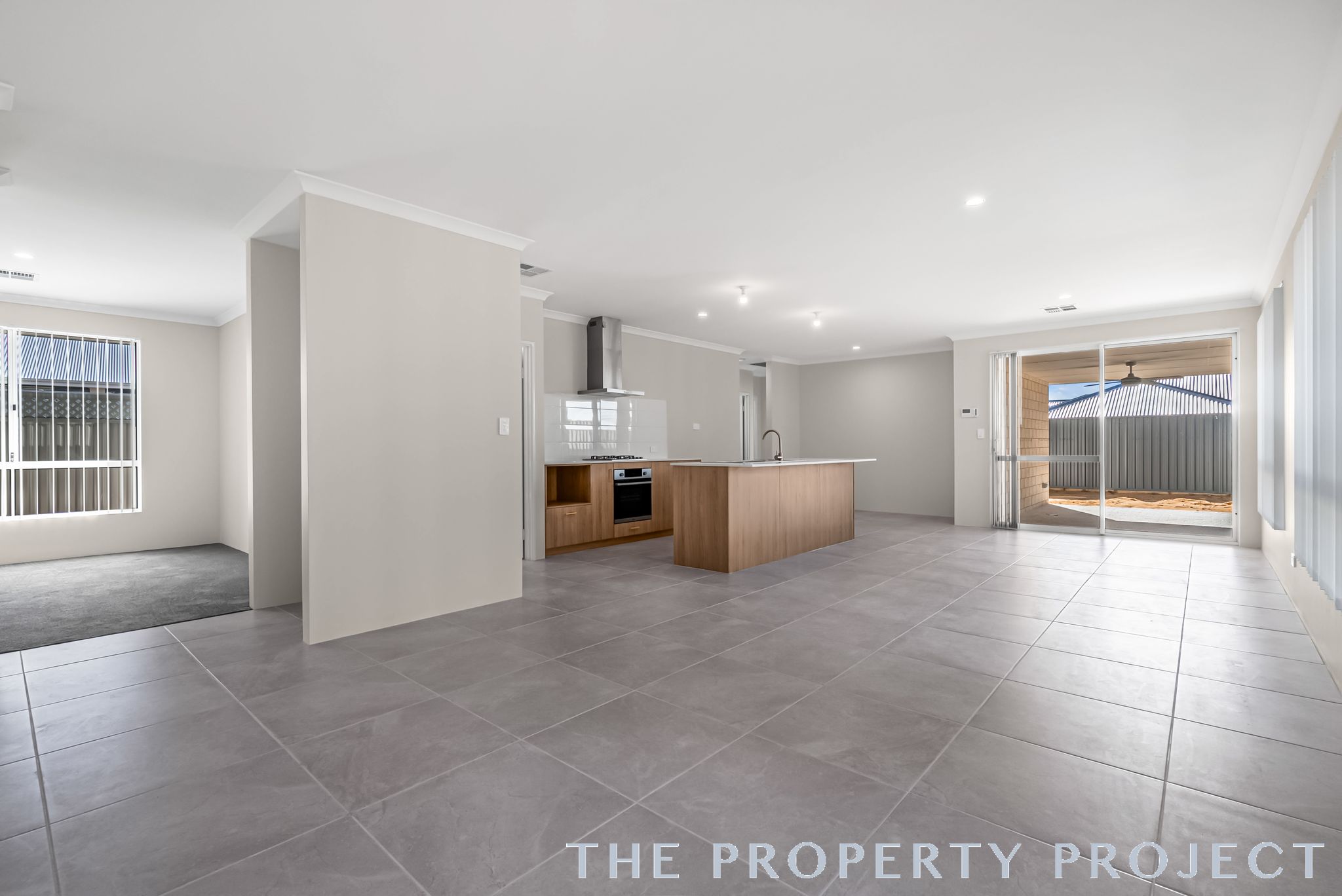 82 Ebrington Rd Wellard WA 6170