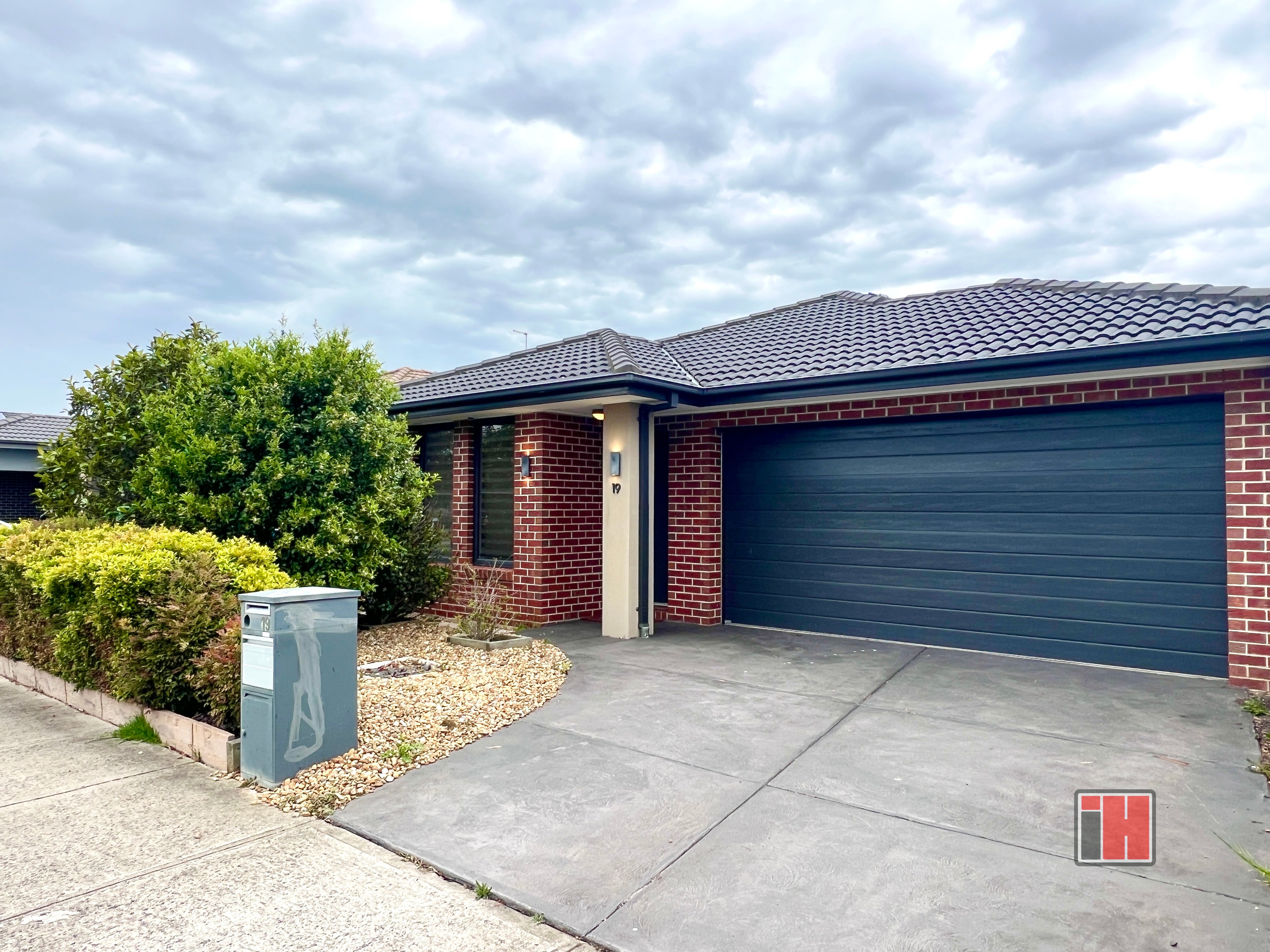 19 Wilkiea Crescent, CRANBOURNE NORTH VIC 3977
