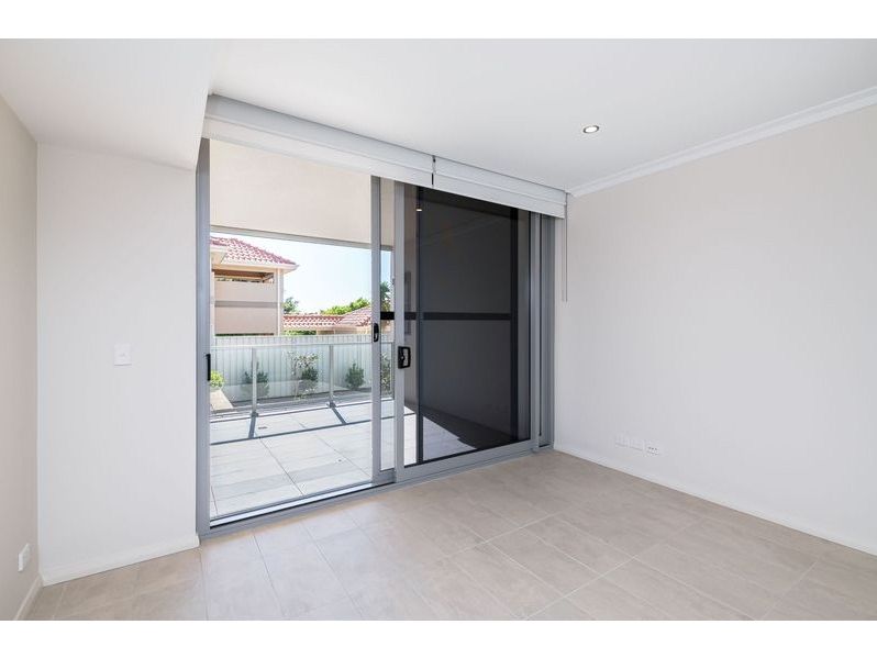 8 14 Lennard Street Marmion WA 6020