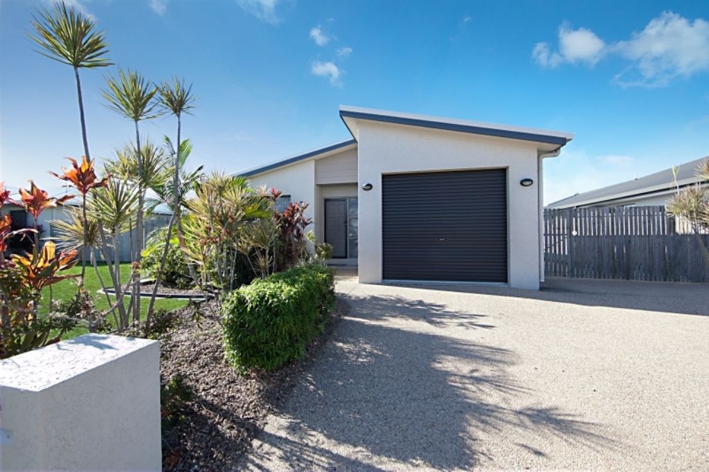 14 Ashwood Grove, DEERAGUN QLD 4818